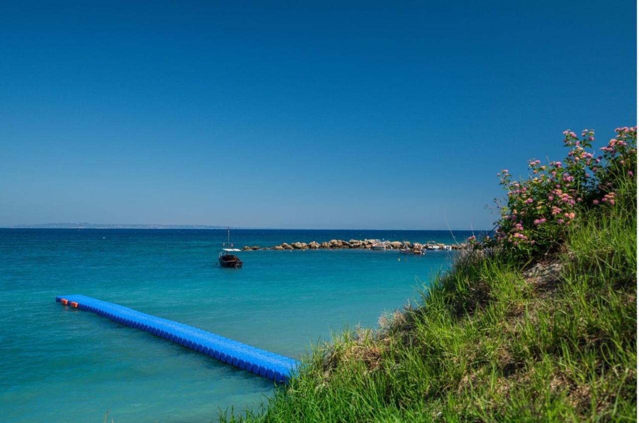 Porto Roma Seaside Studios Vasilikí 외부 사진